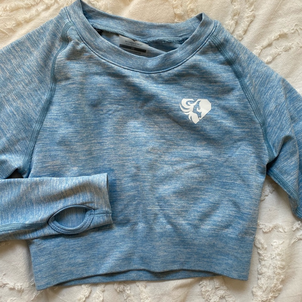 Cropped Long Sleeve Gym Top